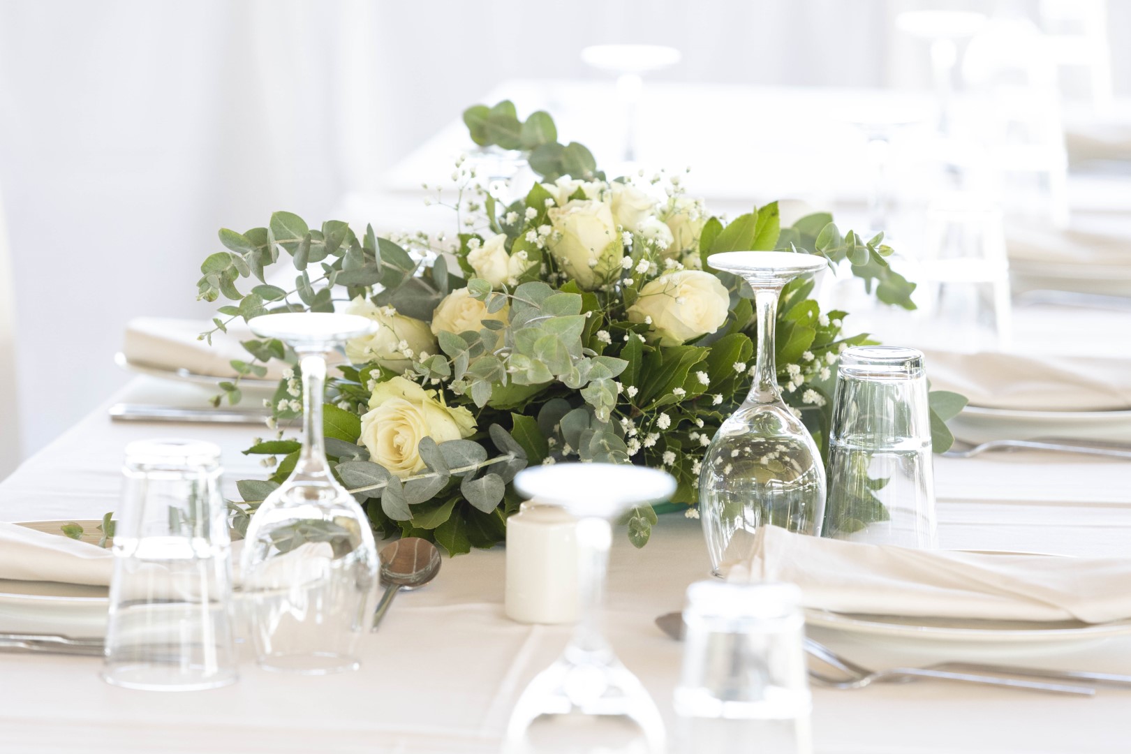 Book your wedding day in Blue Lagoon Queen